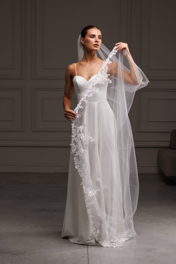 Lace one-tire  bridal veil with embellished train ,V-2522