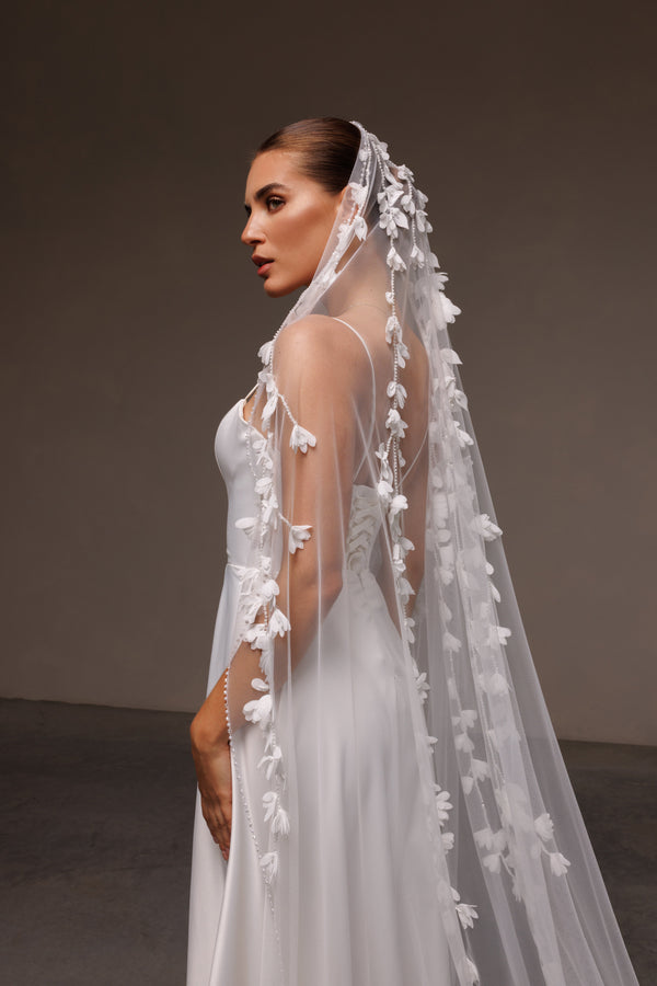 Gorgeous bridal beaded edge mantilla with 3d chiffon petals,V-2527