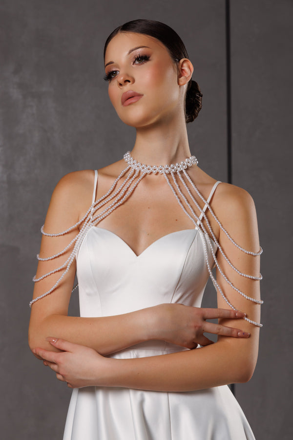 Luxurious pearl shoulder necklace A-009