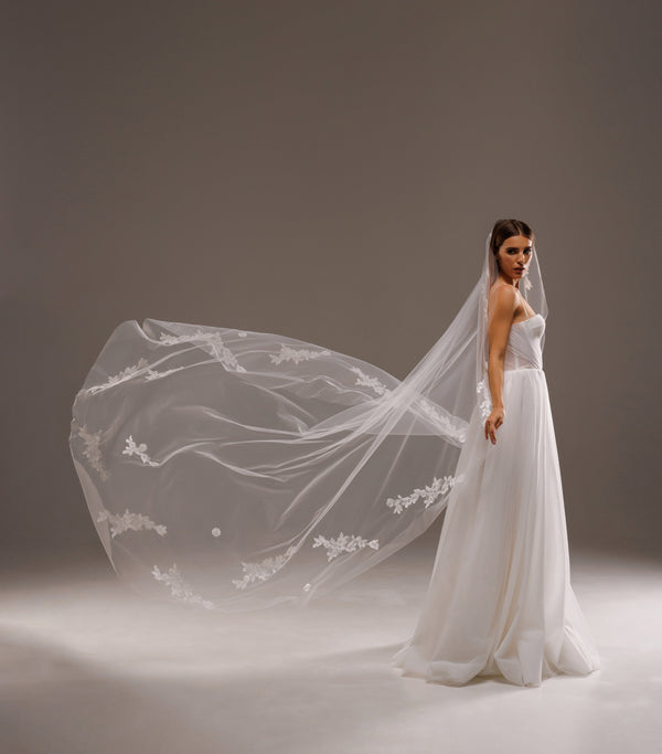 Rounded bridal mantilla veil with lace appliques,V-2508