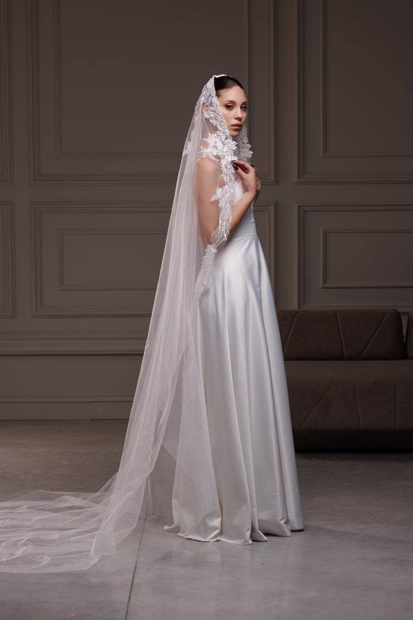 Mantilla Beaded Lace Embroidered Bridal Veil,V-2520
