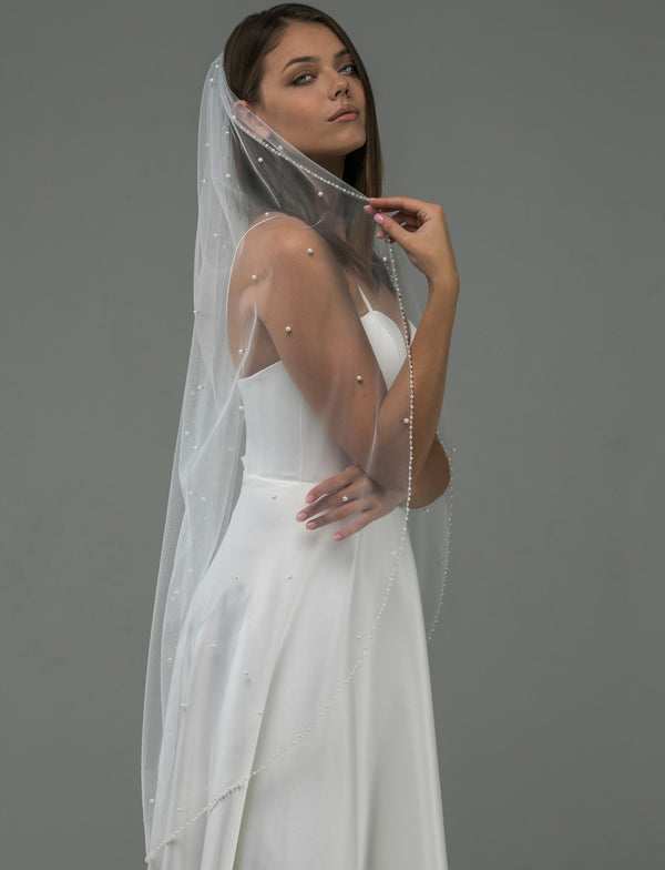Beaded Edge Wedding Veil Light Ivory, NITV/V-2537